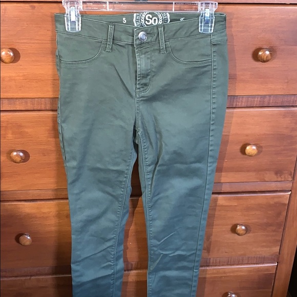 So olive green jegging - Picture 1 of 3